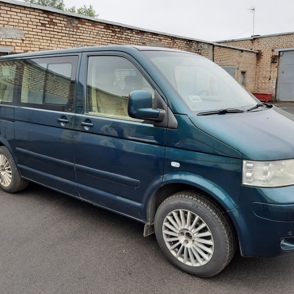 Volkswagen multivan 2007 г.в.